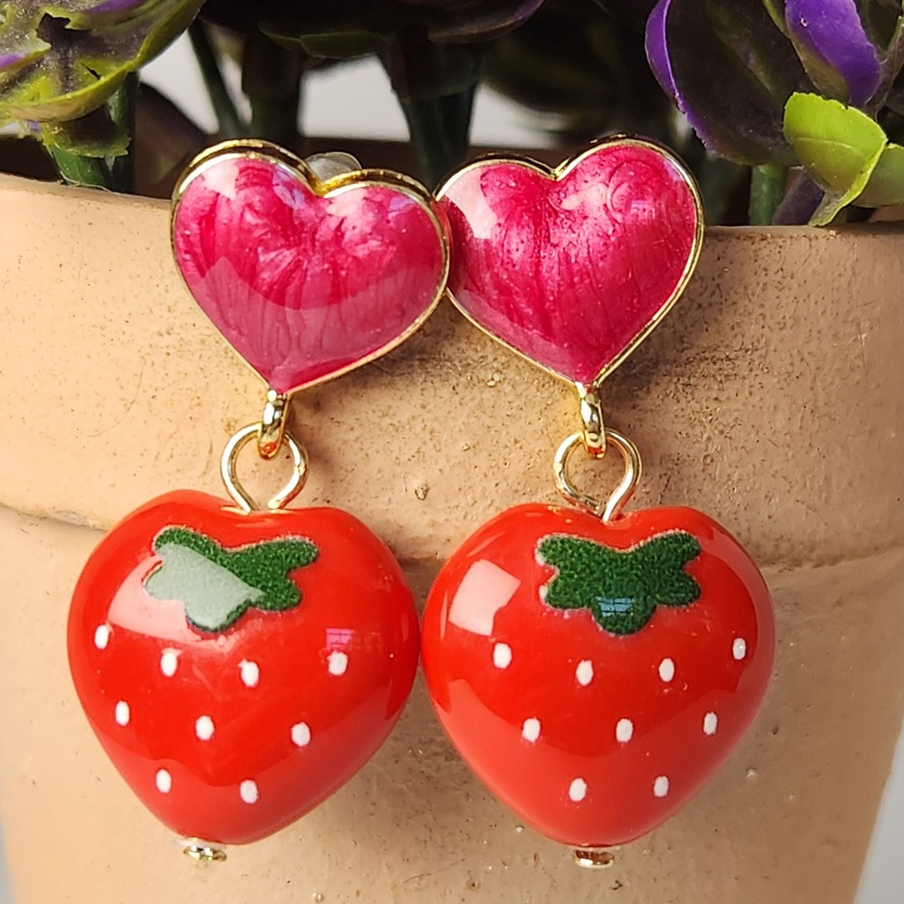 Red Strawberry Heart Drop Earrings Gold Tone Enamel Fruit Dangle Studs 1.5"